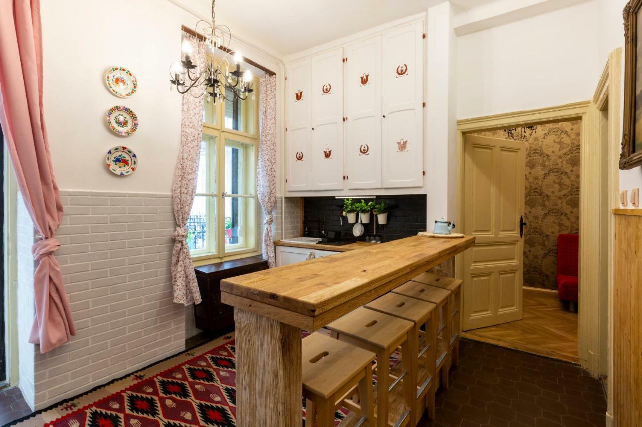 Vintage Home In The Center บูดาเปสต์ ภายนอก รูปภาพ